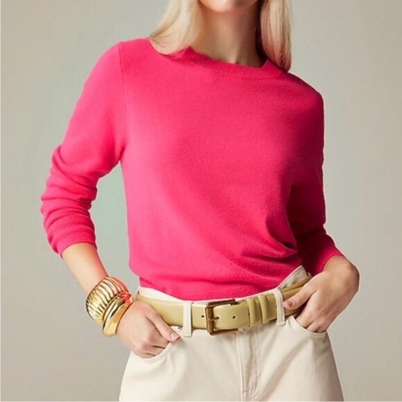J. Crew Sweaters - NEW J. CREW Classic fit Cashmere Crewneck Sweater Bright Strawberry size Small